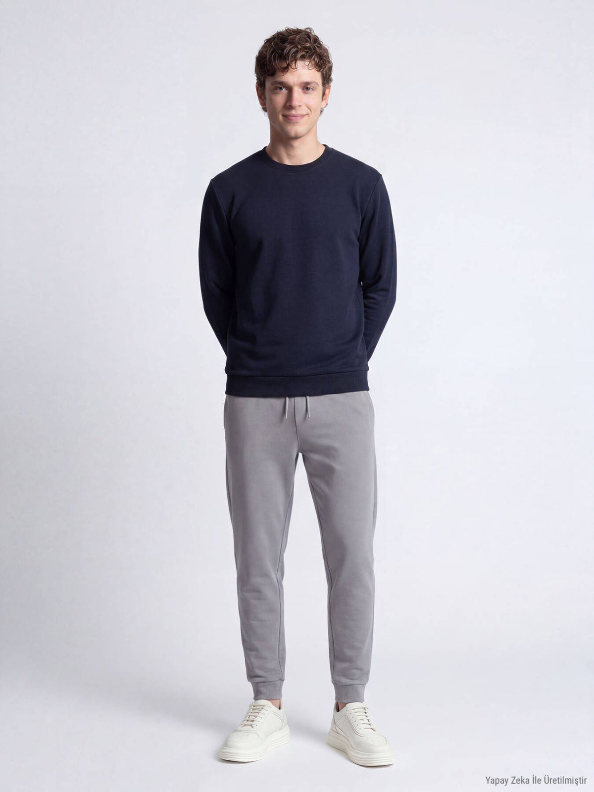 Marineblaues schlichtes Sweatshirt