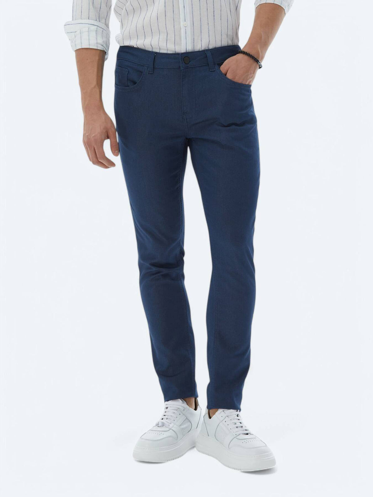 Lässige, gewebte Slim-Fit-Hose aus Baumwollmischung