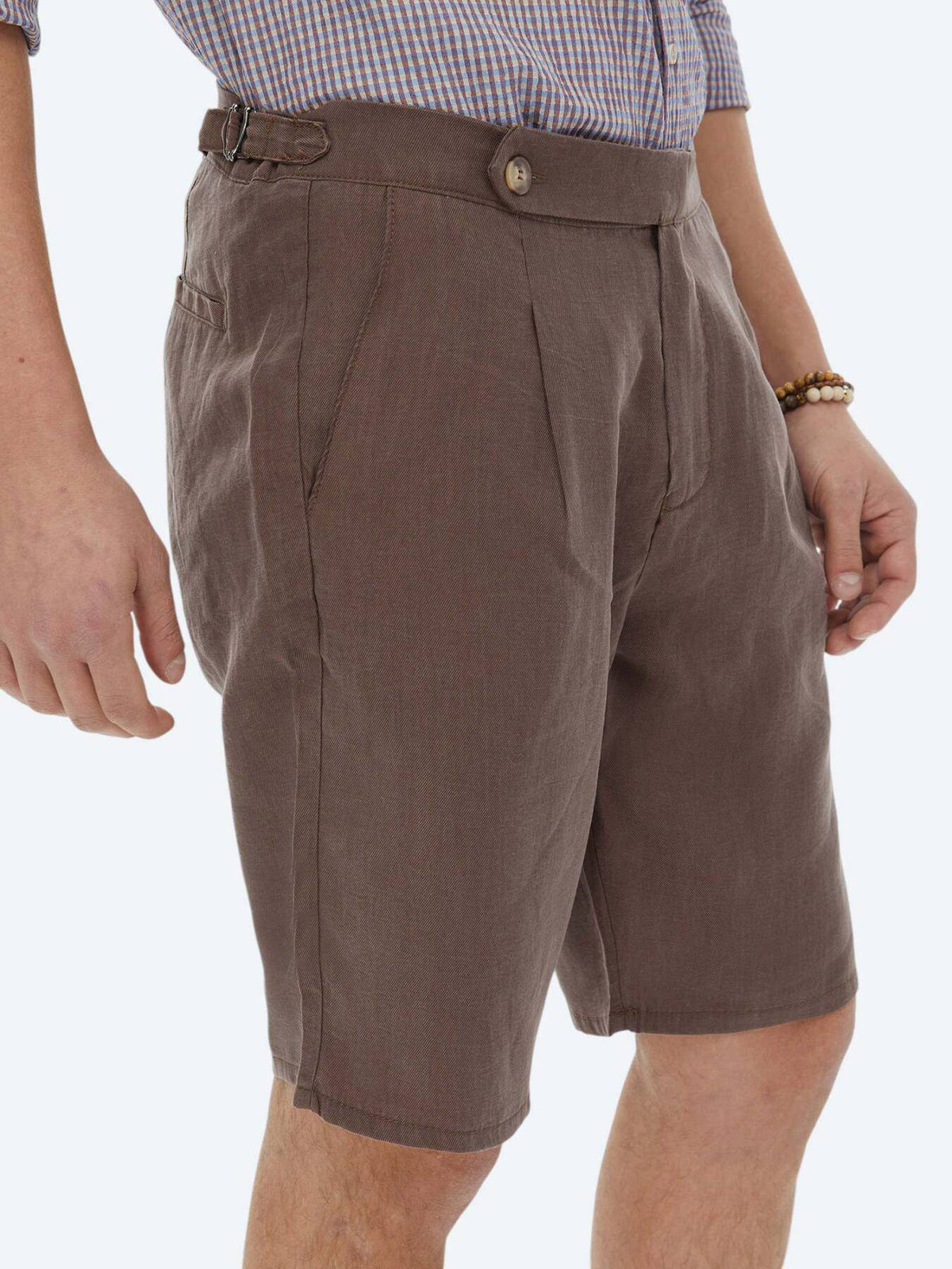 Lässige, gewebte Carrot-Fit-Bermuda