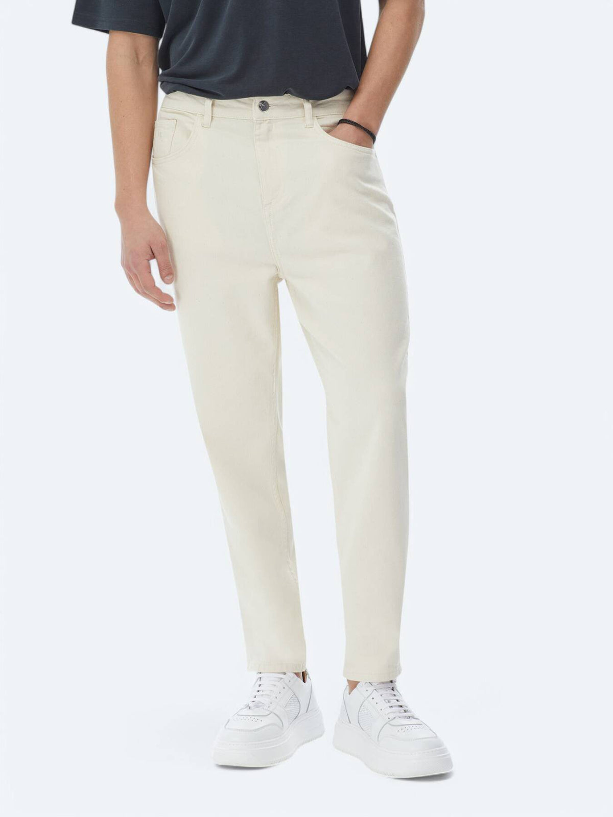 Lässige Hose aus Baumwollmischung in schlichter Carrot-Passform