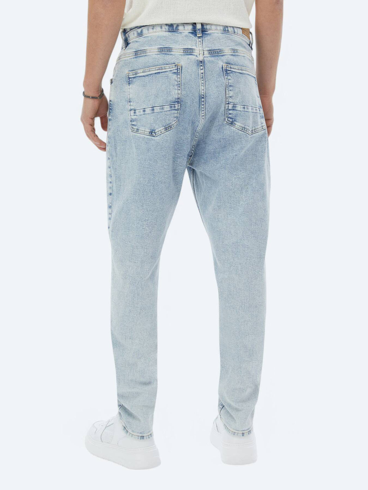 Carrot Fit Denim-Hose aus 100 % Baumwolle