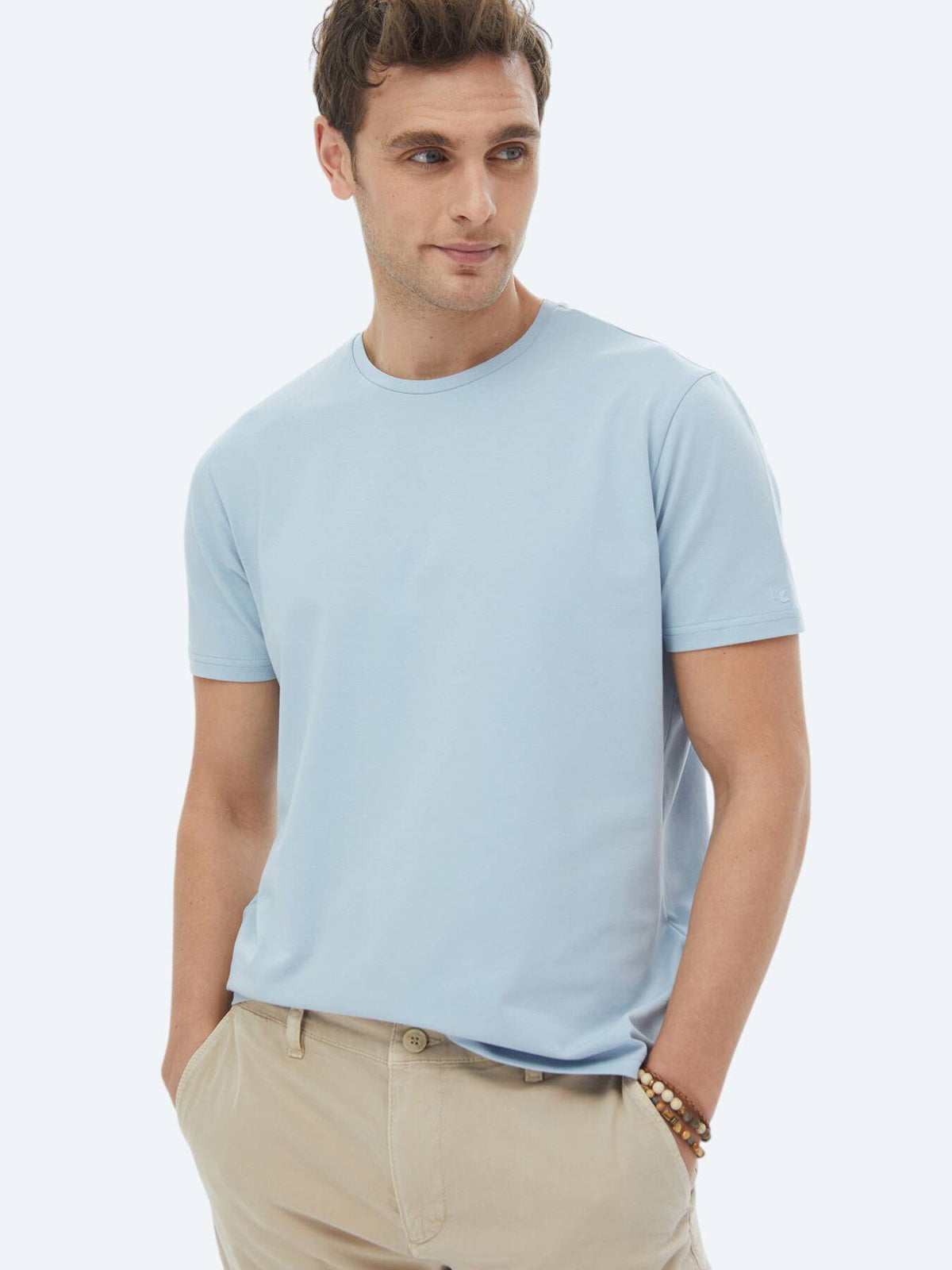 Schlichtes T-Shirt aus Baumwollmischung mit Rundhalsausschnitt