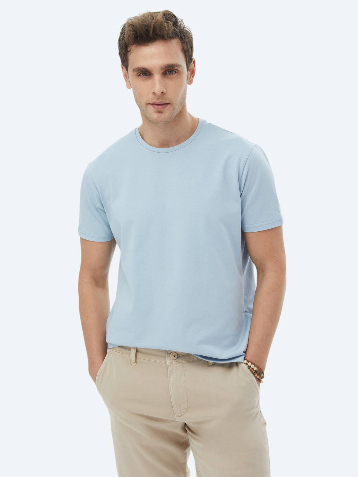 Schlichtes T-Shirt aus Baumwollmischung mit Rundhalsausschnitt
