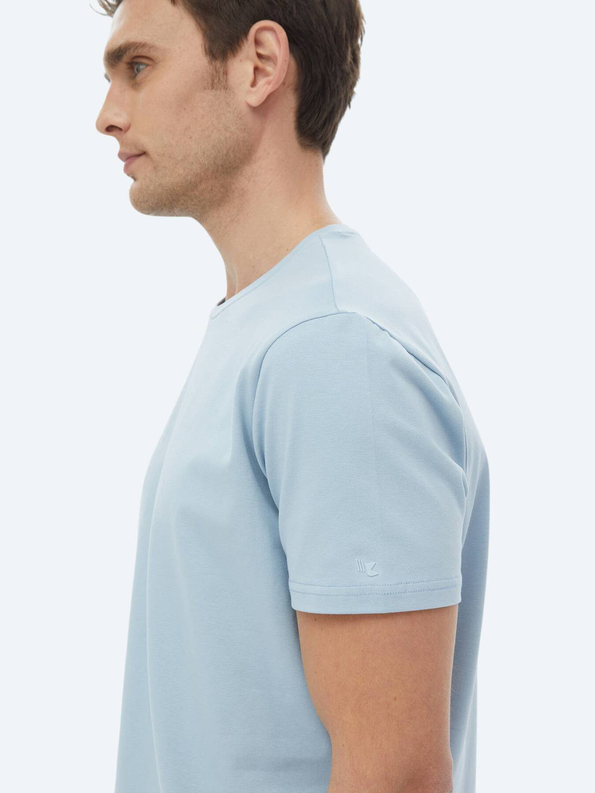 Schlichtes T-Shirt aus Baumwollmischung mit Rundhalsausschnitt