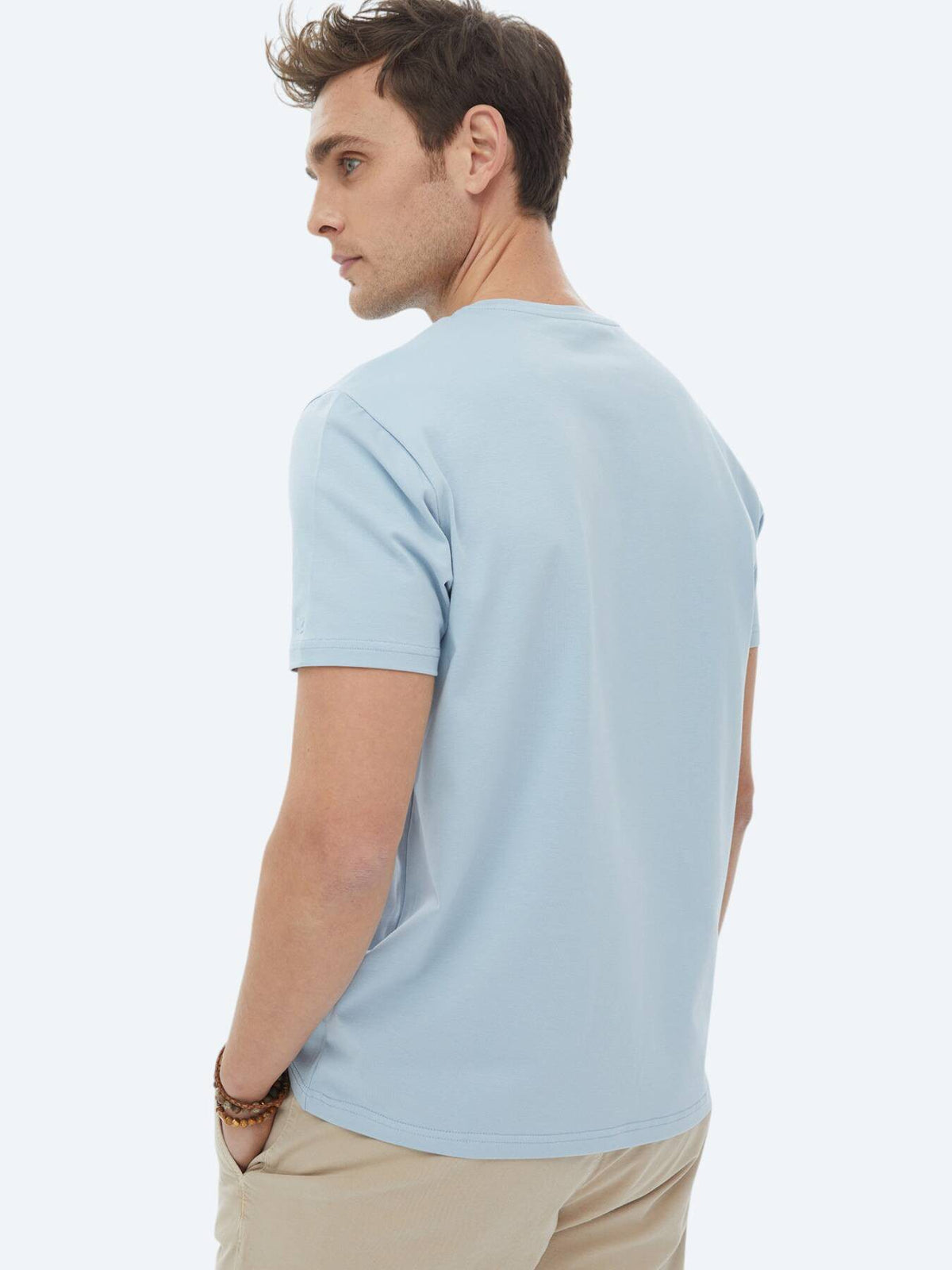 Schlichtes T-Shirt aus Baumwollmischung mit Rundhalsausschnitt