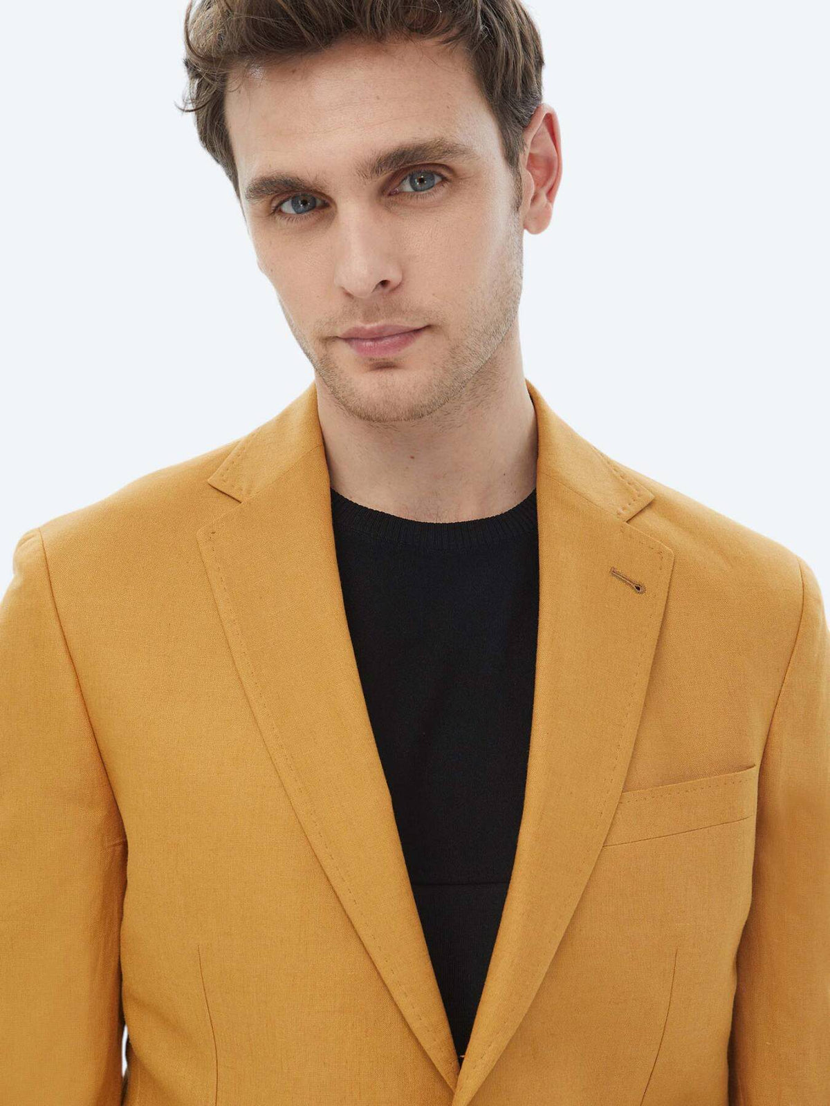 Schlichte Jacke aus Leinenmischung mit moderner Passform
