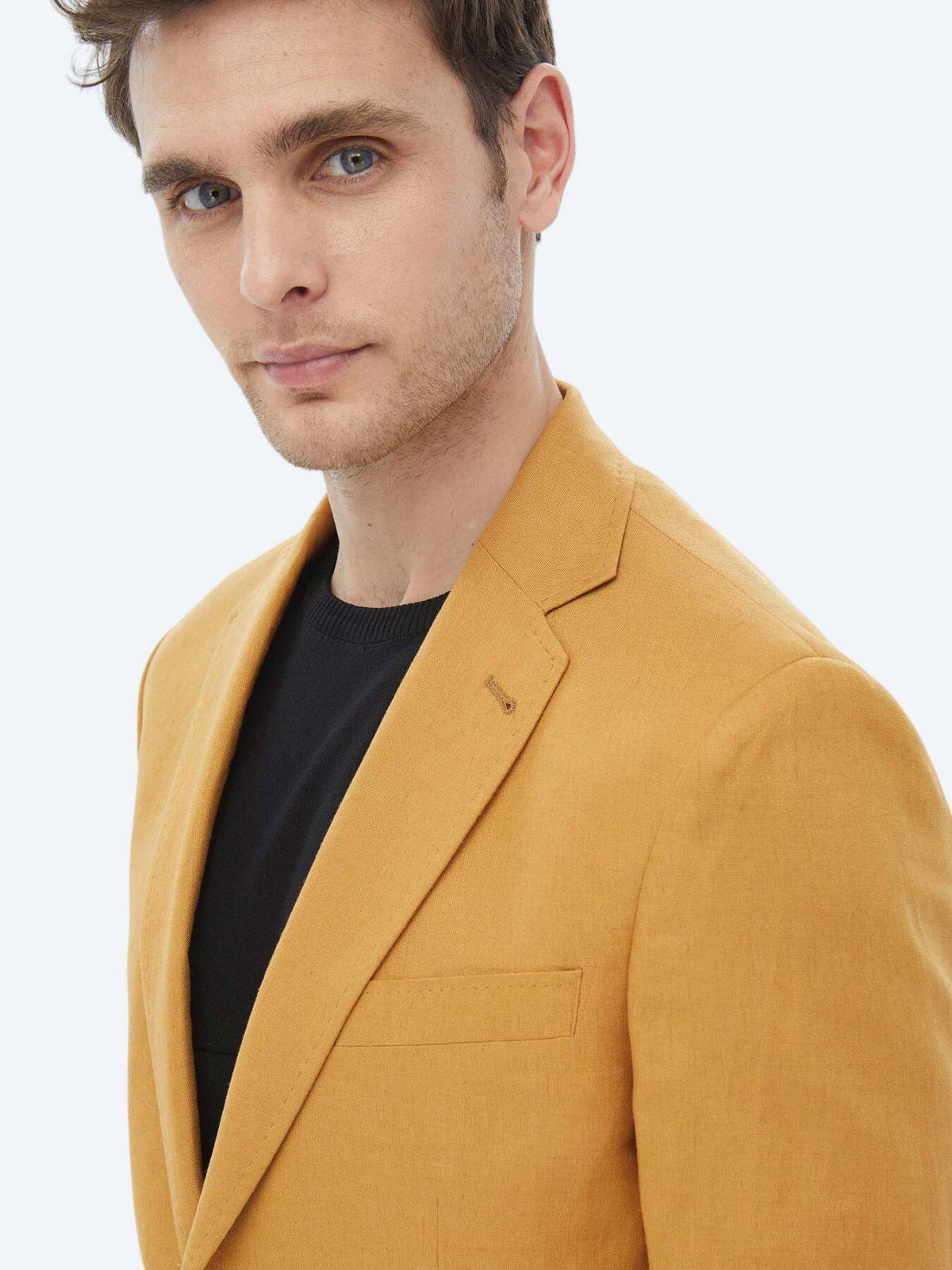 Schlichte Jacke aus Leinenmischung mit moderner Passform