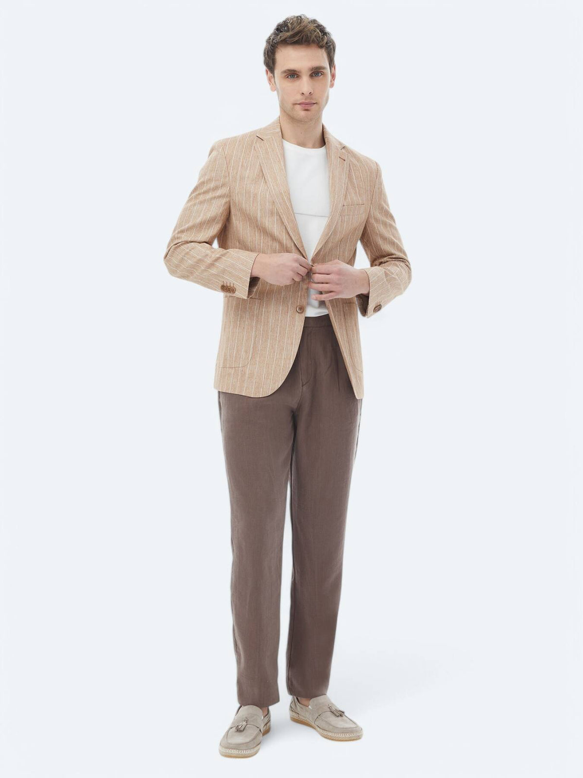 Gestreifte Jacke aus Baumwollmischung in moderner Passform