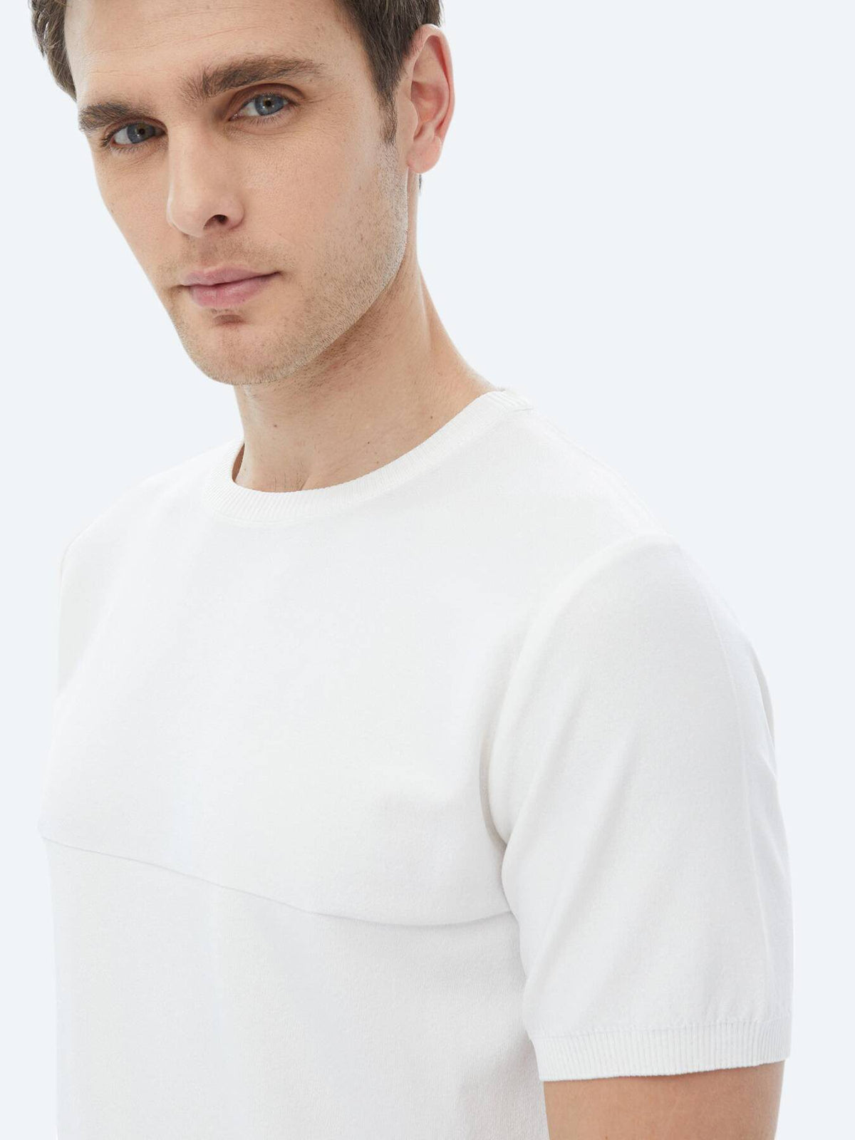 Reverse-Strick-Strickpullover mit Rundhalsausschnitt