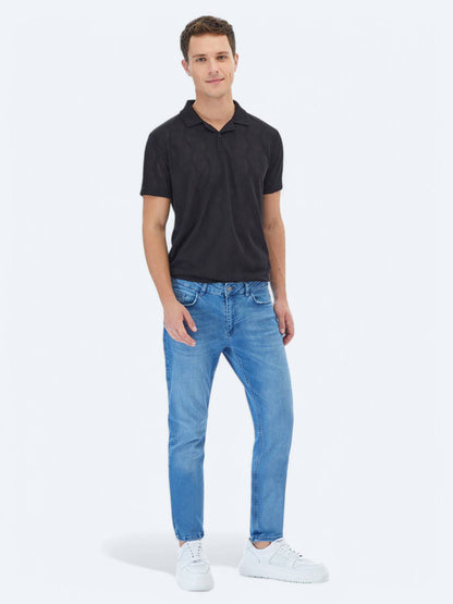 Jacquard-T-Shirt mit kubanischem Kragen