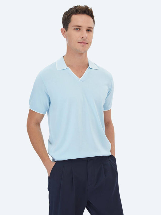 Rollkragenpullover aus schlichtem Strick