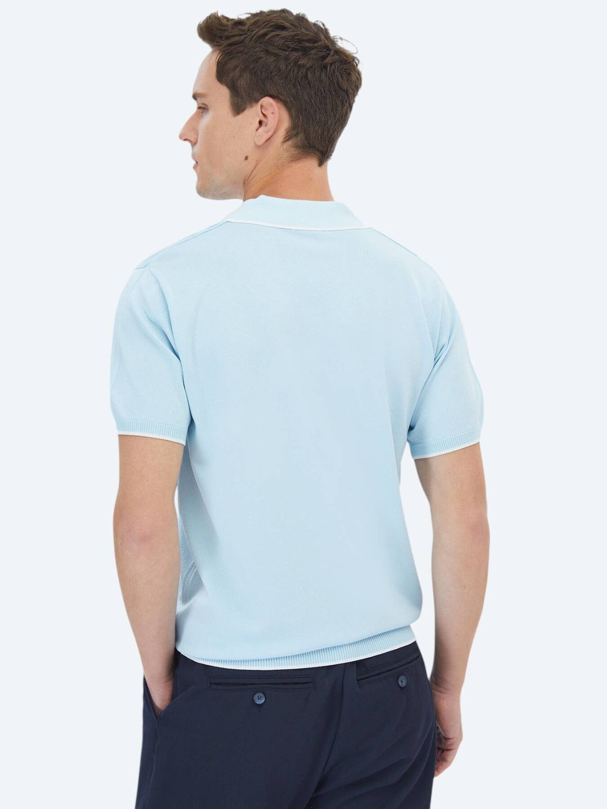 Rollkragenpullover aus schlichtem Strick