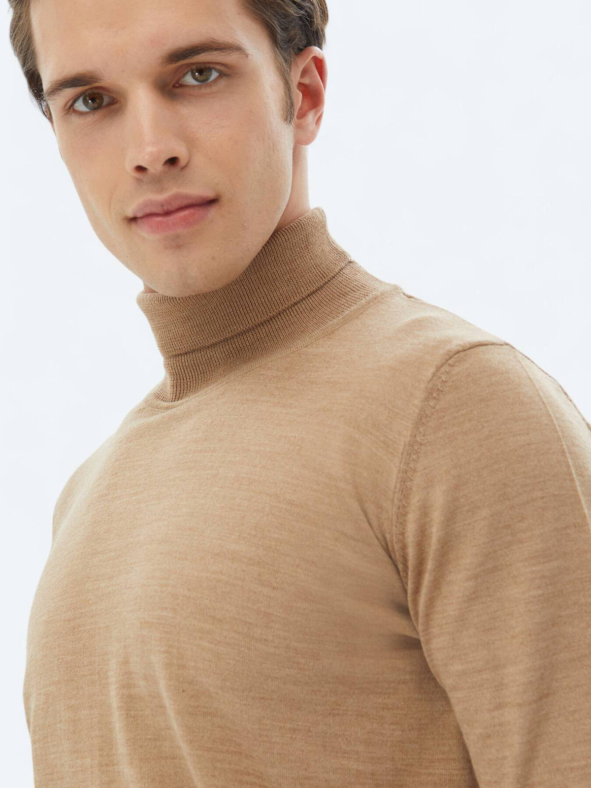 Strickpullover aus schlichter Wollmischung