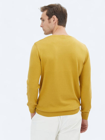 Strickpullover aus schlichter Baumwollmischung mit Rundhalsausschnitt