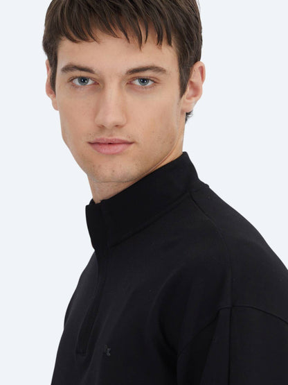Sweatshirt mit hohem Kragen