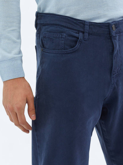 Lässige Hose aus gewebter Carrot-Passform aus Baumwollmischung