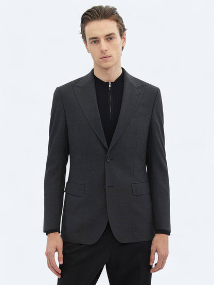 Gemusterte, umweltfreundliche Jacke mit moderner Passform
