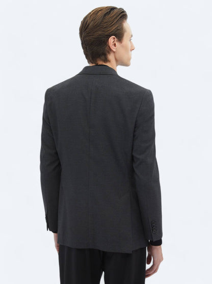 Gemusterte, umweltfreundliche Jacke mit moderner Passform