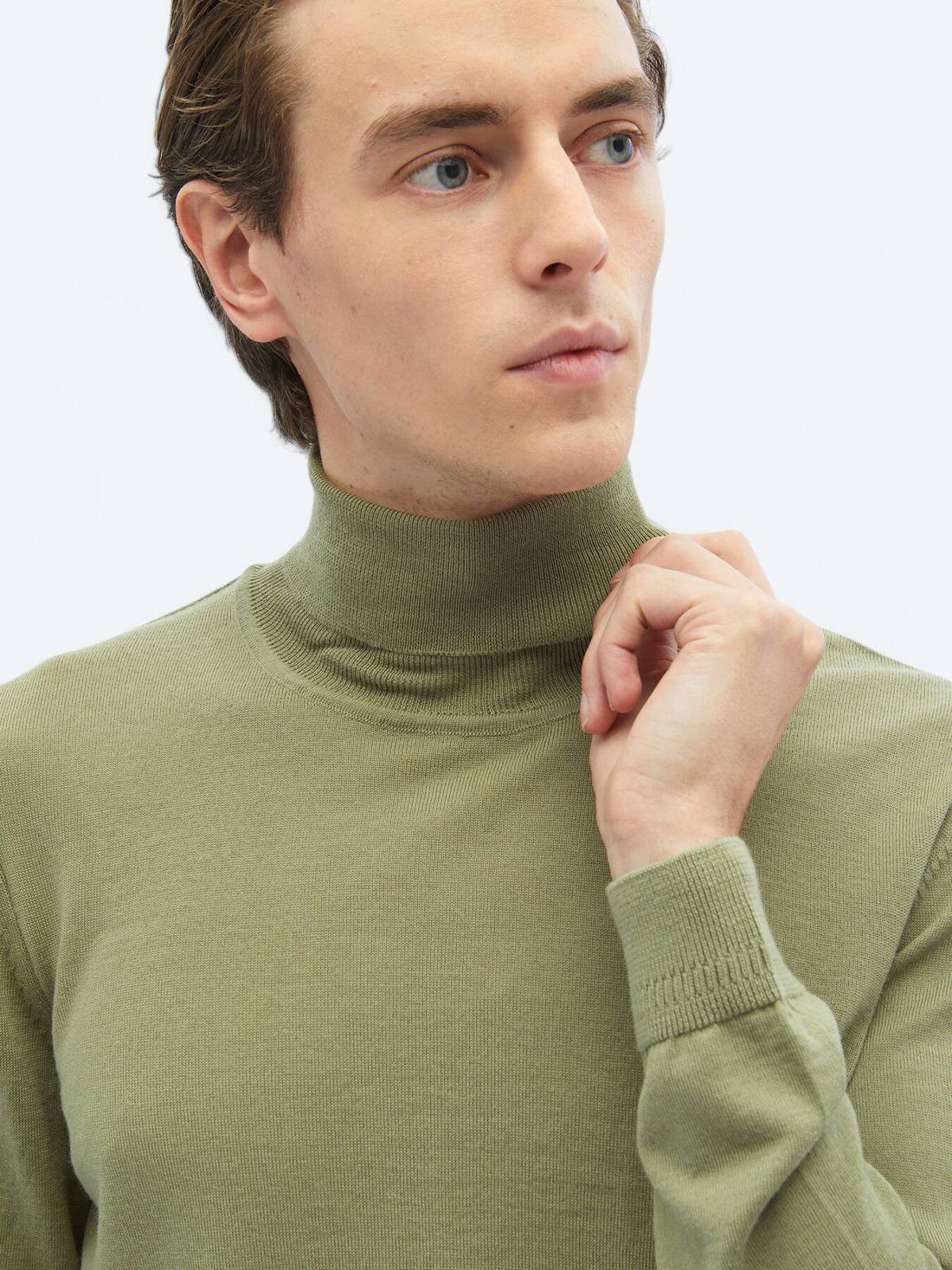 Strickpullover aus schlichter Wollmischung