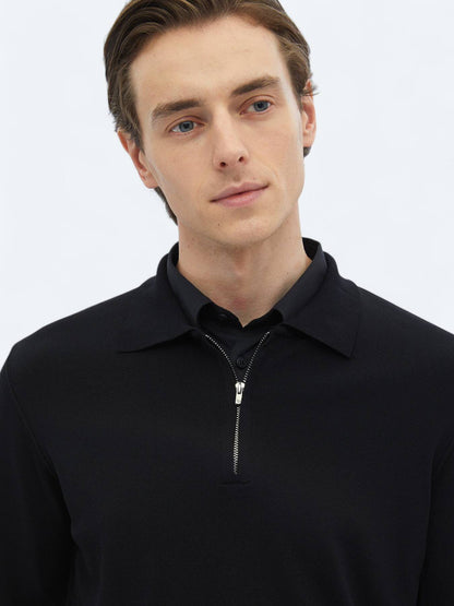 Rollkragenpullover aus schlichtem Strick