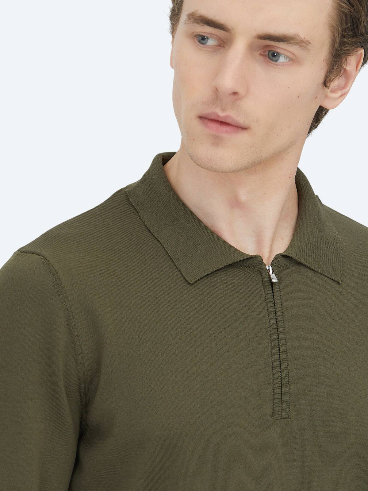 Rollkragenpullover aus schlichtem Strick