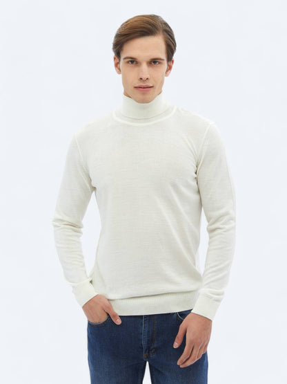 Strickpullover aus schlichter Wollmischung