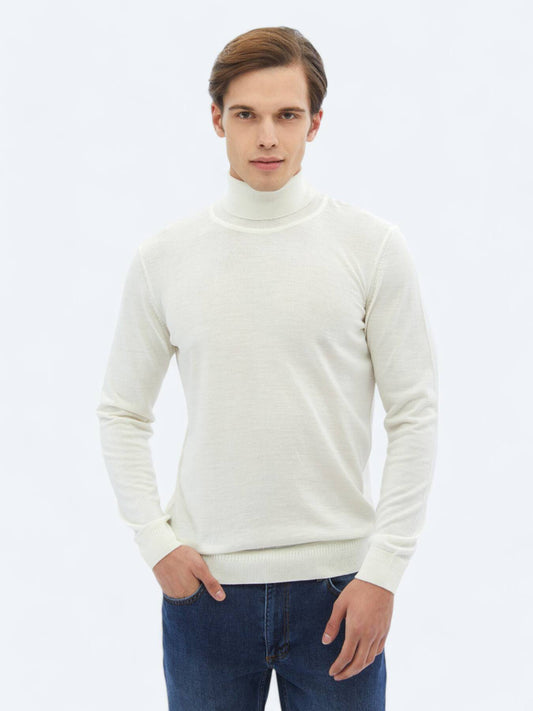 Strickpullover aus schlichter Wollmischung