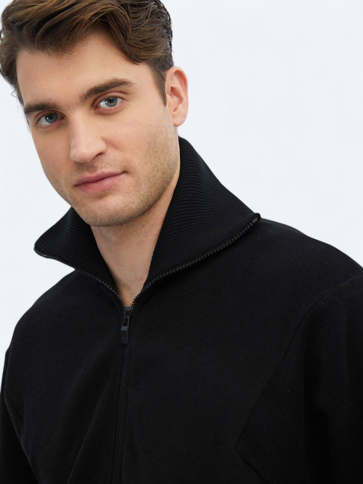 Sweatshirt mit hohem Kragen