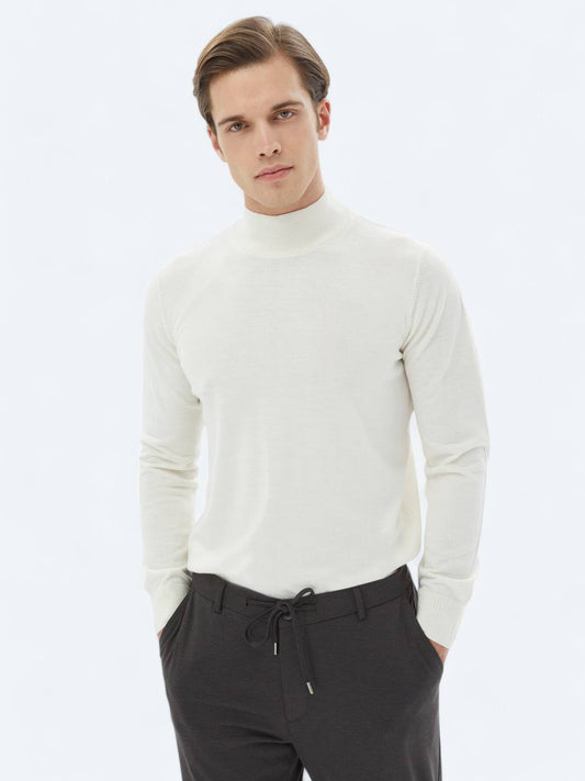 Strickpullover aus schlichter Wollmischung
