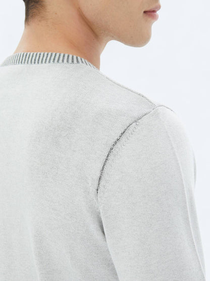 Gemusterter Strickpullover aus Baumwollmischung mit Rundhalsausschnitt