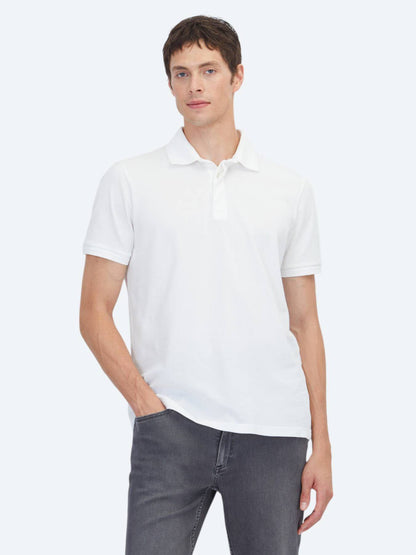 Schlichtes T-Shirt mit Polokragen