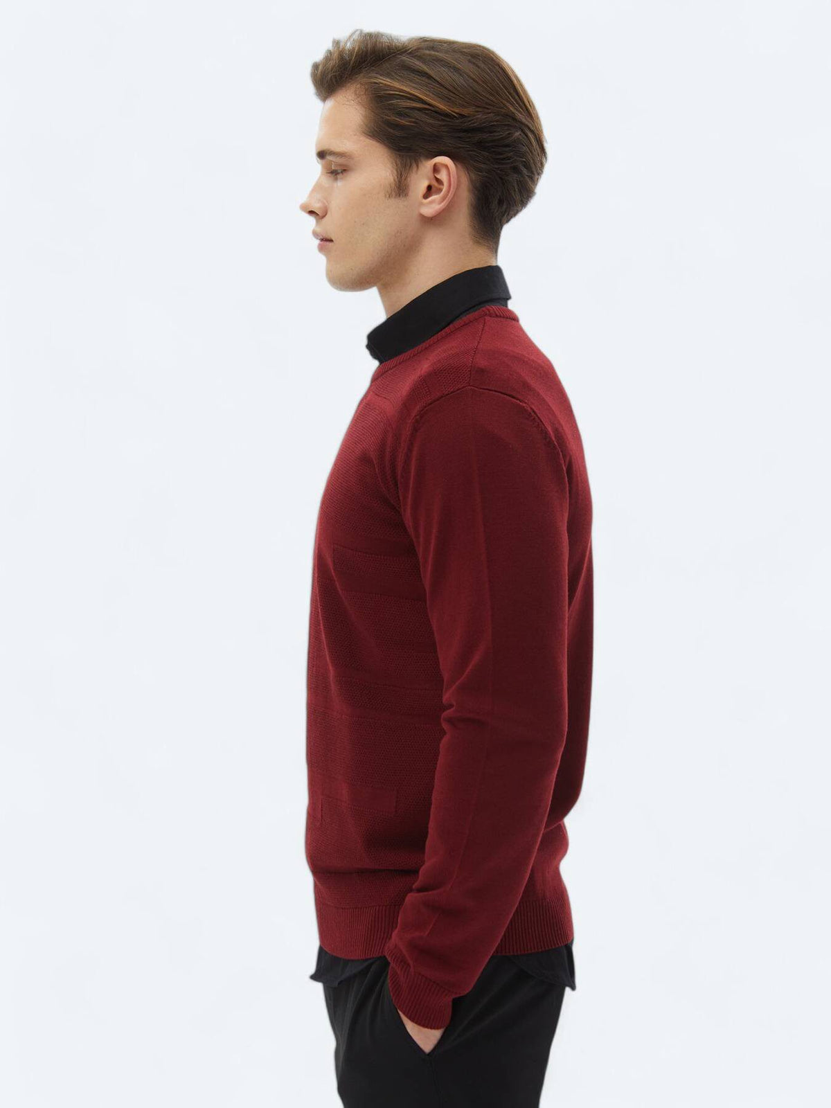 Strickpullover aus Jacquard-Wollmischung mit Rundhalsausschnitt