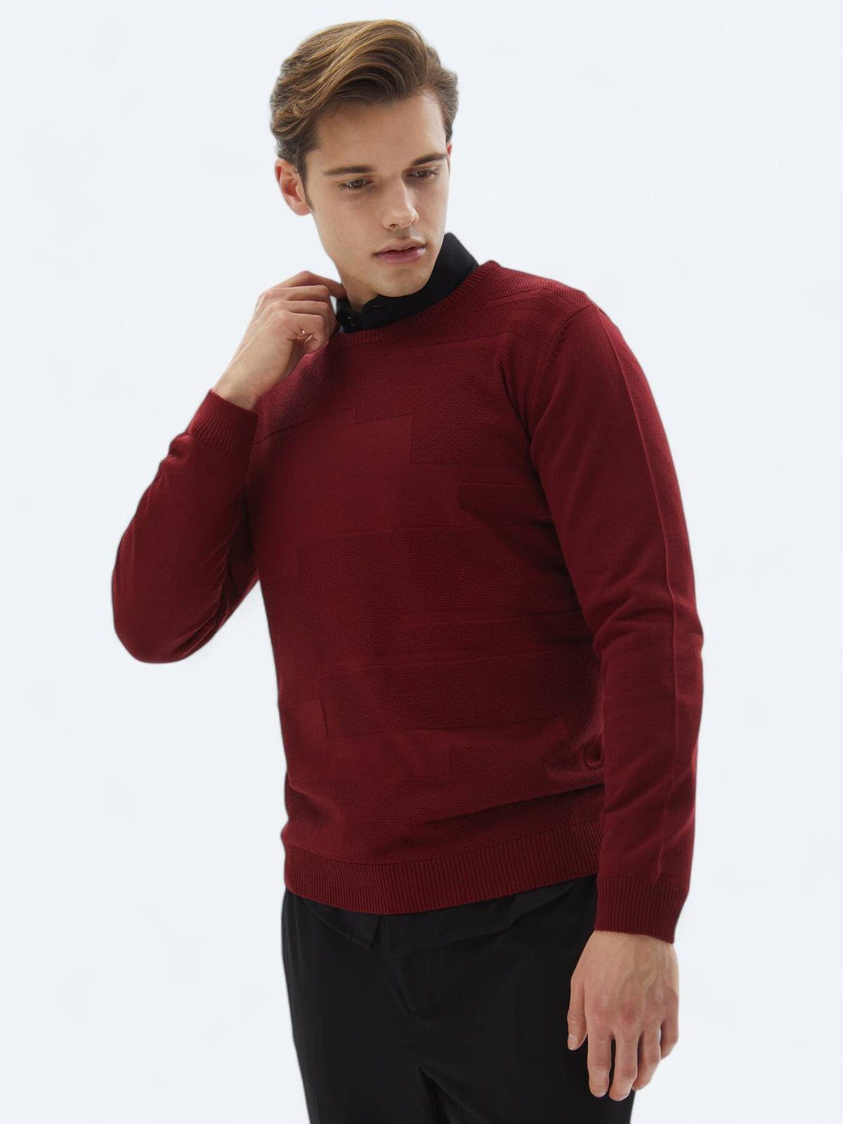 Strickpullover aus Jacquard-Wollmischung mit Rundhalsausschnitt