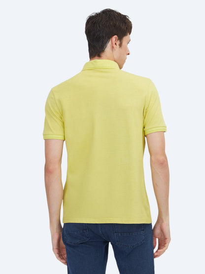 Schlichtes T-Shirt mit Polokragen