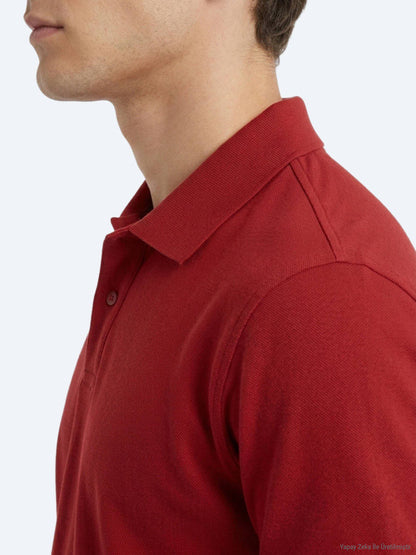 Schlichtes T-Shirt mit Polokragen