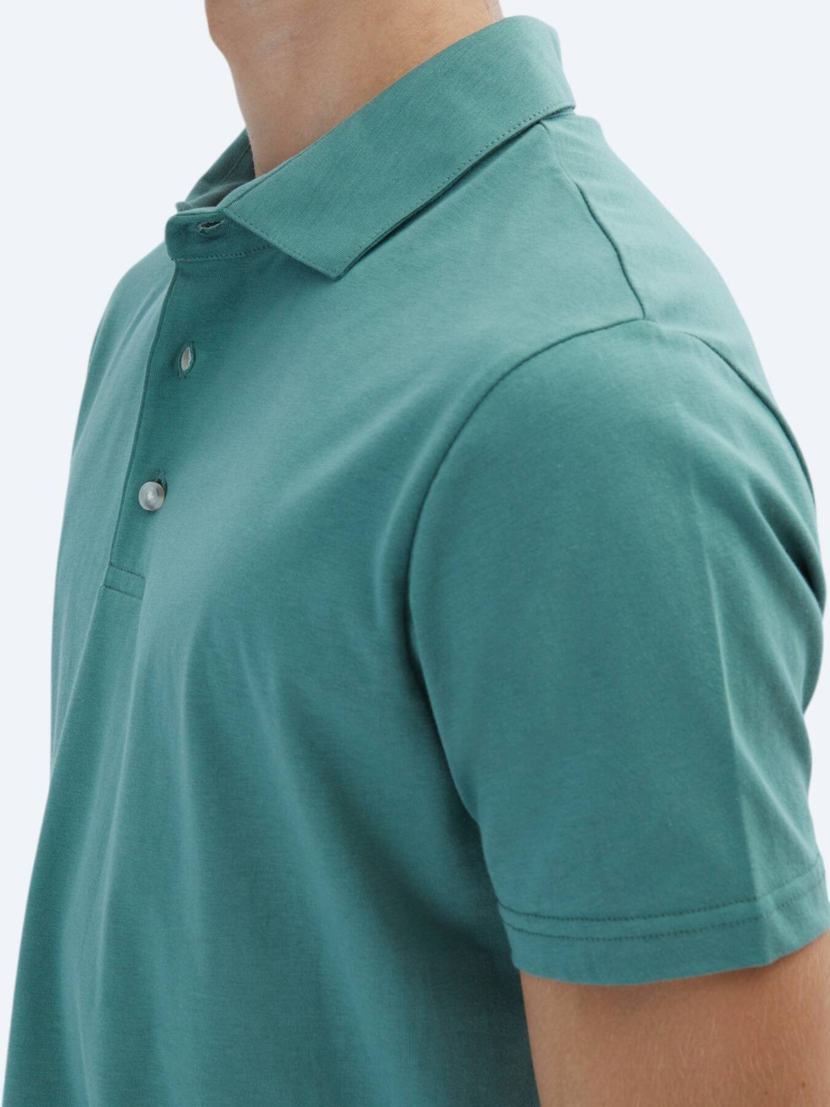 Einfaches Baumwoll-Polo mit Rollkragen