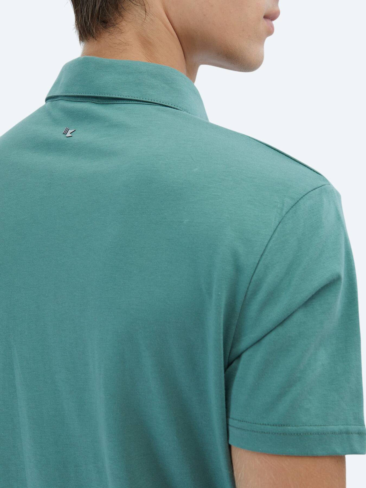 Einfaches Baumwoll-Polo mit Rollkragen
