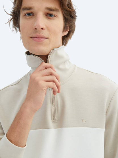 Schräg Hals Sweatshirt