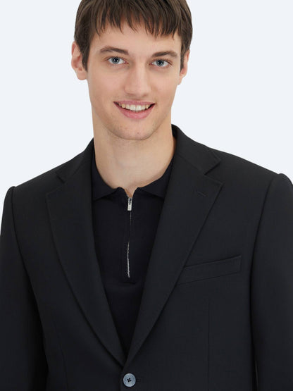 Schwarzer gestreifter Modern Fit Anzug