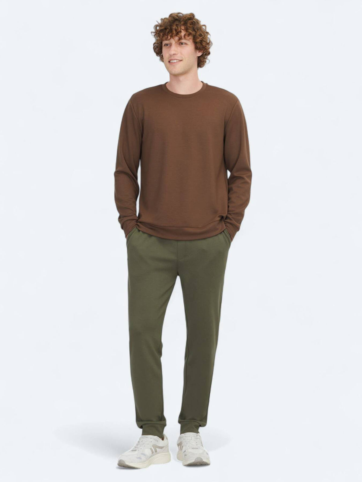Brauner Rundhalsausschnitt Pullover