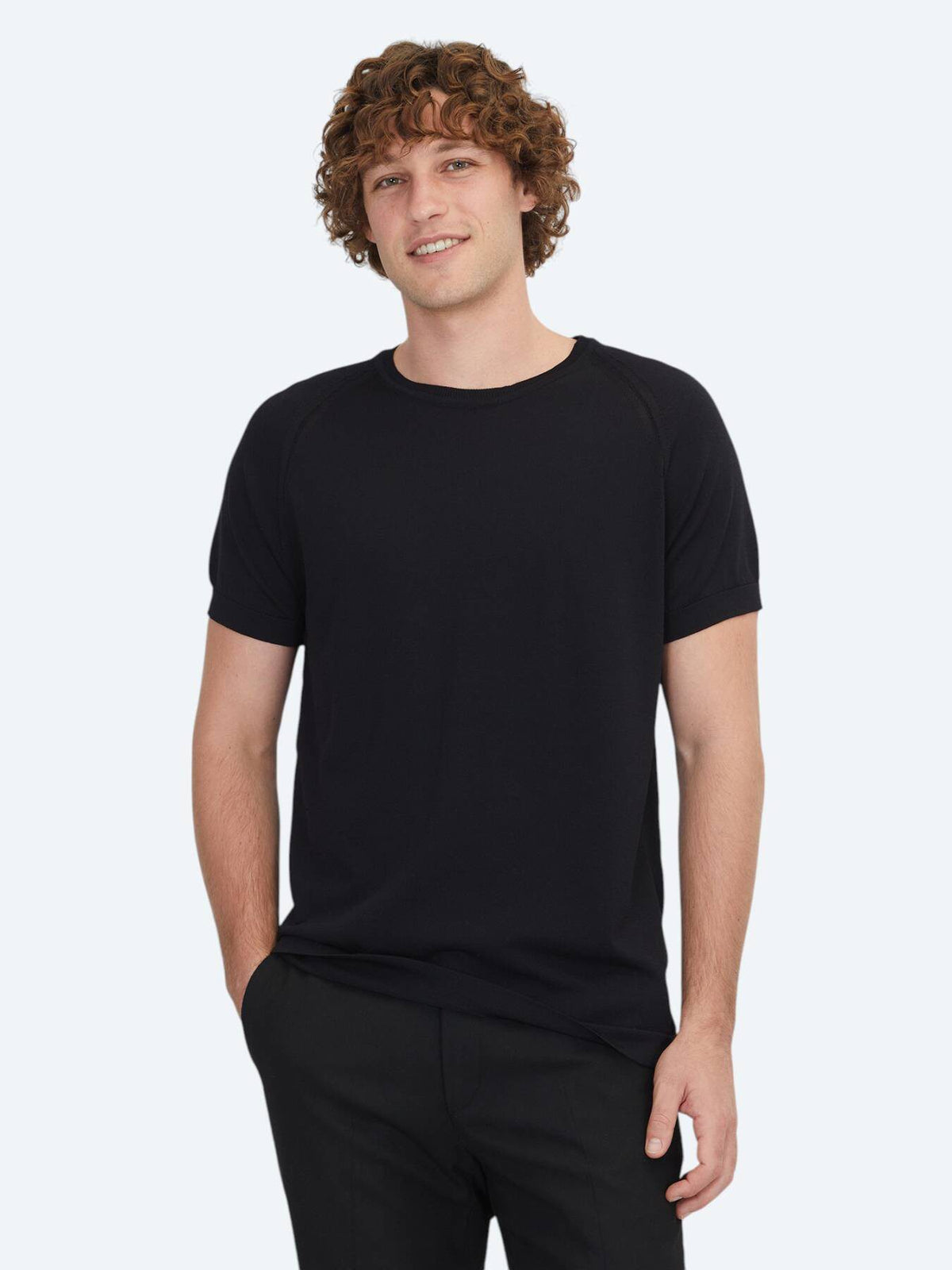 Schwarzes Strickwaren