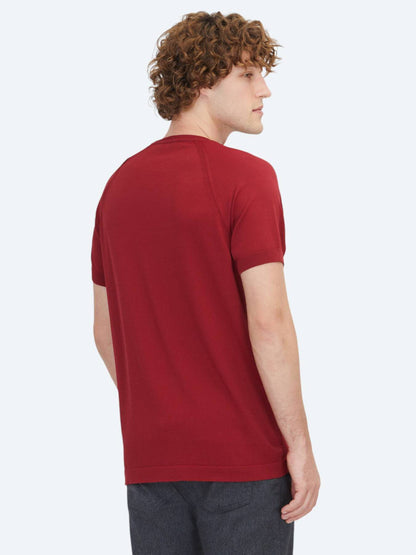 Rotes Strickoberteil