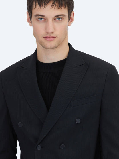 Schwarze gestreifte Komfortjacke