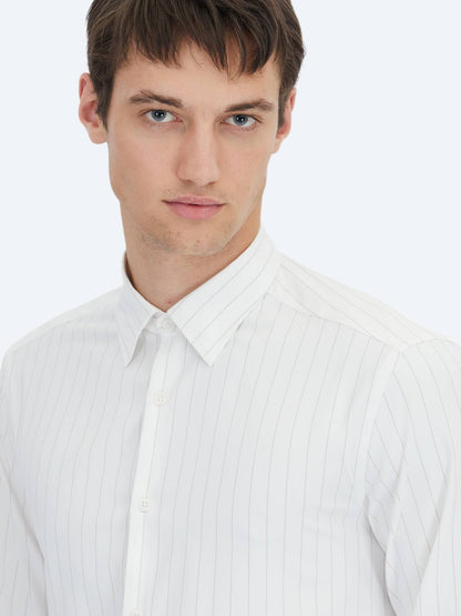 Hochwertiges Shirt aus feinem Stoff