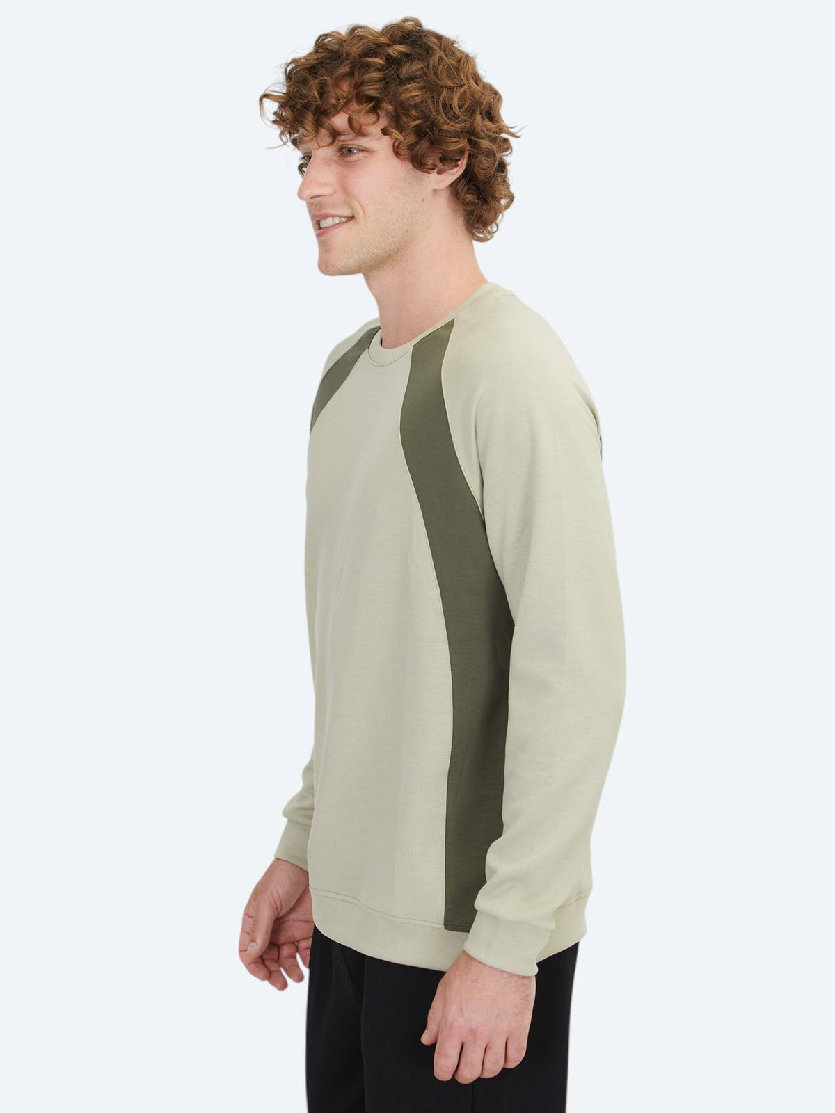 Hellgrüner Rundhalsausschnitt Pullover