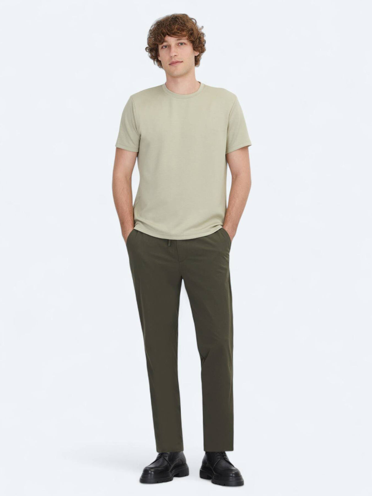 Helles Khaki Unifarben T-Shirt mit Rundhals