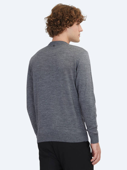 Graues Strick-Sweatshirt