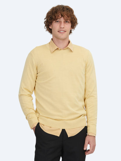 Gelbes Strick-Sweatshirt