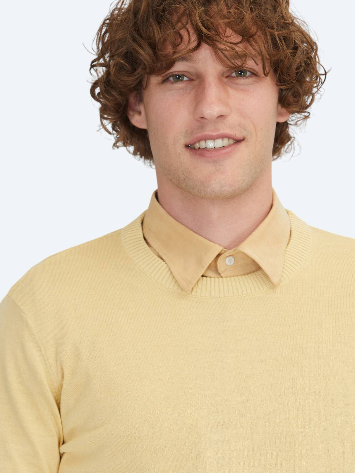 Gelbes Strick-Sweatshirt