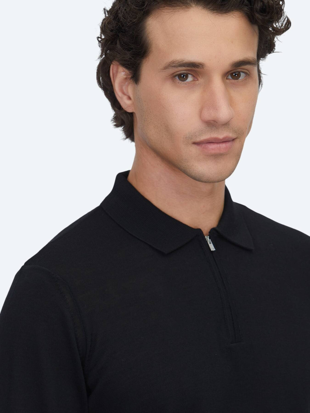 Schwarzes Strick-Sweatshirt